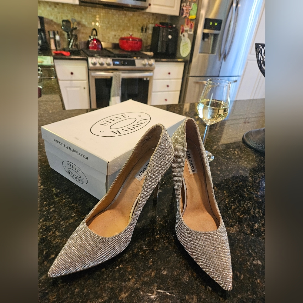 Steve Madden Daisie Crystal Jeweled Pumps